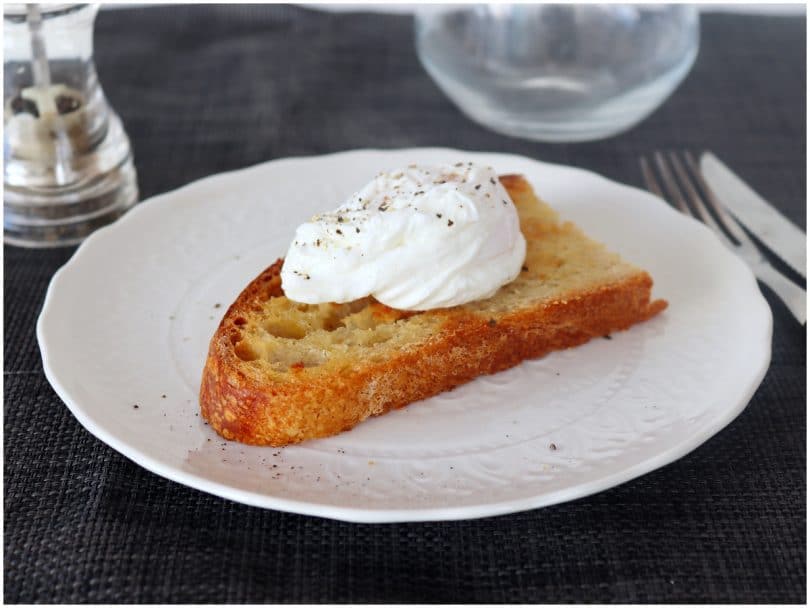 Uovo in camicia - Ricetta di Misya