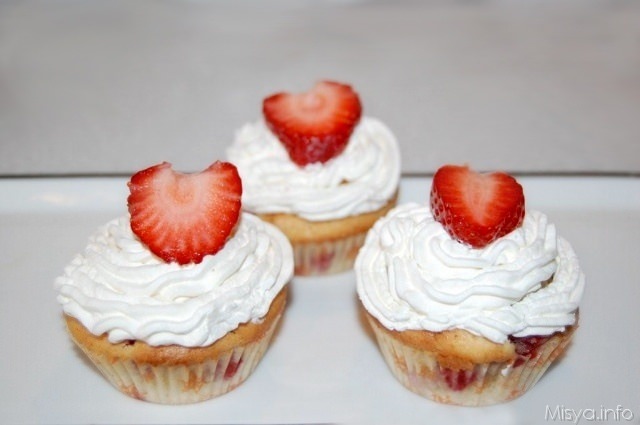 Muffin Panna E Fragole Ricetta Muffin Panna E Fragole Di Misya