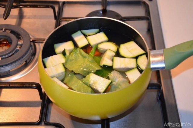 Pasta verdure e code di gamberi - Ricetta di Misya