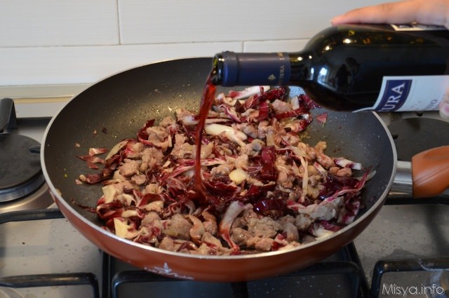 » Pasta radicchio e salsiccia - Ricetta Pasta radicchio e ...