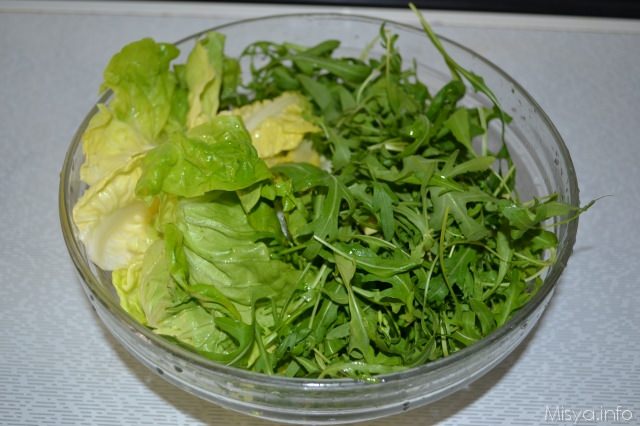 Insalata con Rucola e Ravanelli (Arugula and Radish Salad