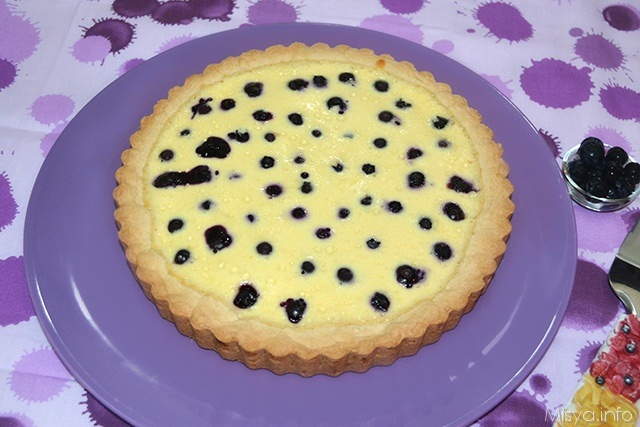 freeform blueberry tart