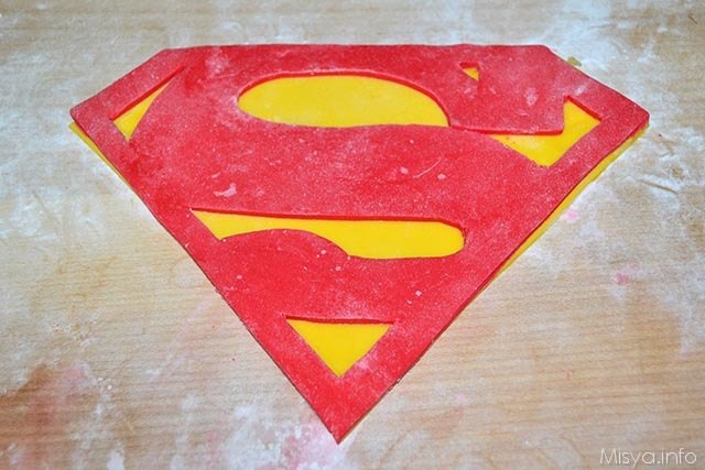 Torta Superman - Ricetta di Misya