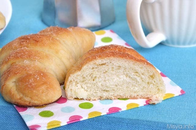 Cornetti sfogliati - la ricetta di Cuoche ma buone