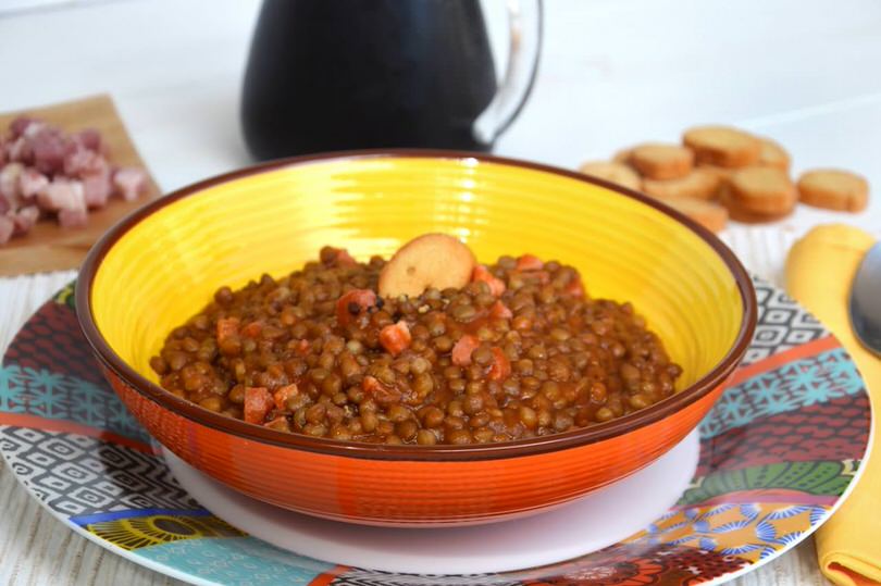 Pasta con ragù di lenticchie - Ricetta di Misya